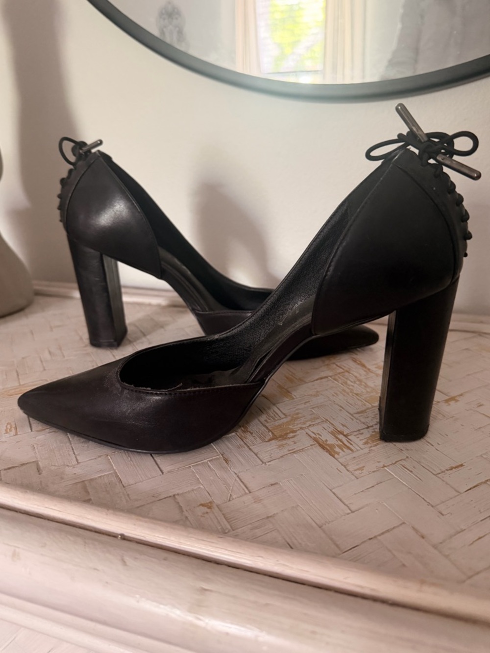 Pointed-Toe Black Block Heel Pumps with Back Bow Detail